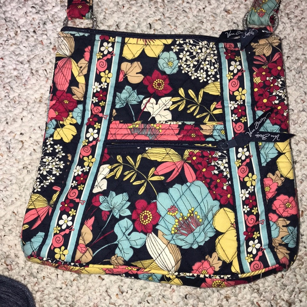 Vera Bradley Hipster & Zip ID 🐌💙